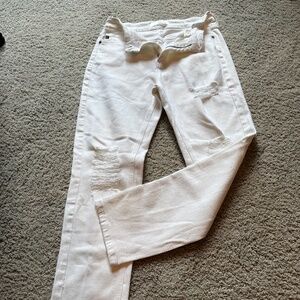 NWOT Ran Can Distressed Jeans